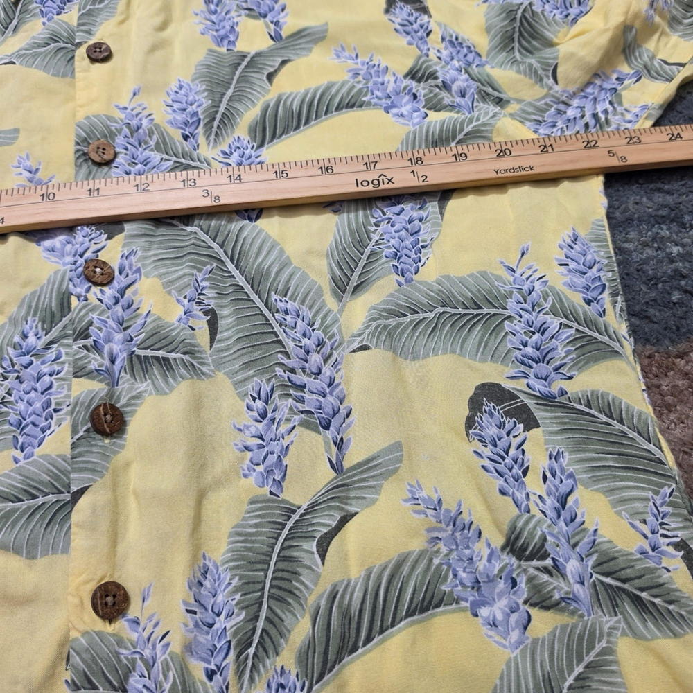 Lot of 3 Tommy Bahama Mens M Silk Linen Rayon Camp Hawaiian Shirts Tropical - Picture 12 of 16